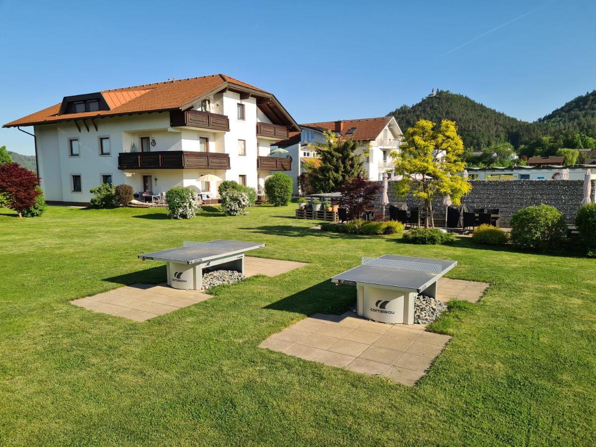 Ferienpark Scheiber Unterburg am Klopeiner See Exterior foto